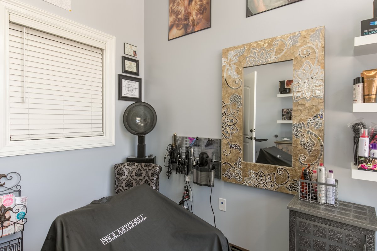 Hair stylist salon suite at our Sugar Land location